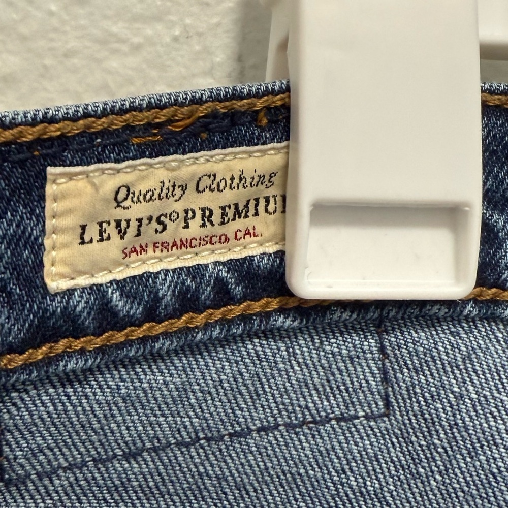 Levi’s Ribcage Straight Dark Wash Jeans Size 28 - Picture 5 of 11